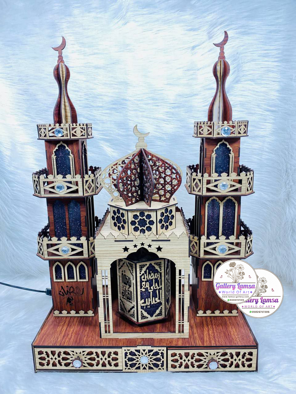 ديكور مسجد خشبي كبير