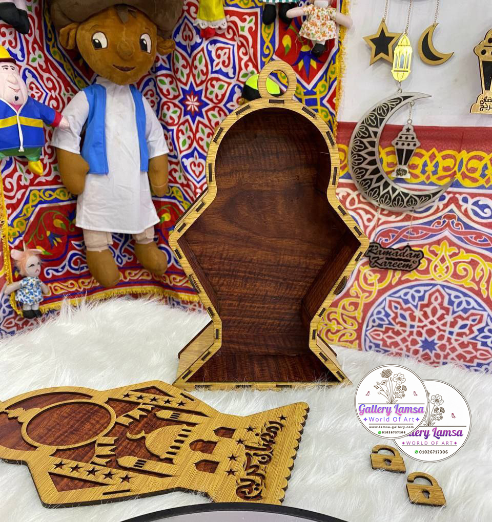 بوكس هدية خشبي على شكل فانوس - مفتوح